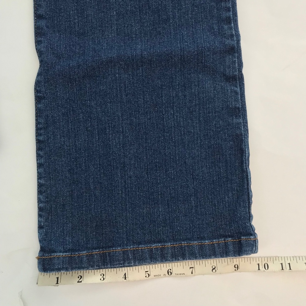 DKNY Soho Women's Jeans - Size 12 Regular - Picture 4 of 11